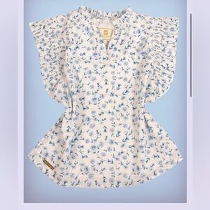 Simply Southern Blue Floral Top